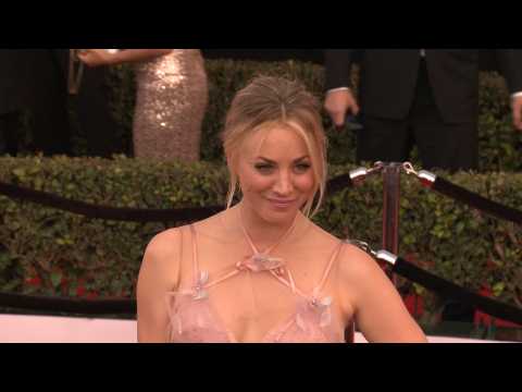 VIDEO : Kaley Cuoco is engaged