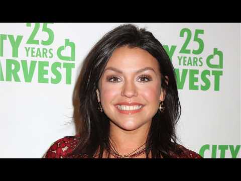 VIDEO : Rachael Ray Is Donating $10,000 to Help Pets