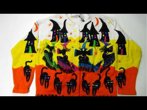 VIDEO : DIY Christmas Sweaters Gone Wrong