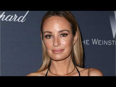 VIDEO : Celebs Send Support To Catt Sadler After Leaving E! News