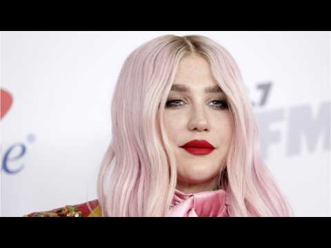 VIDEO : Kesha Reminds Fans Something Important About The Holidays
