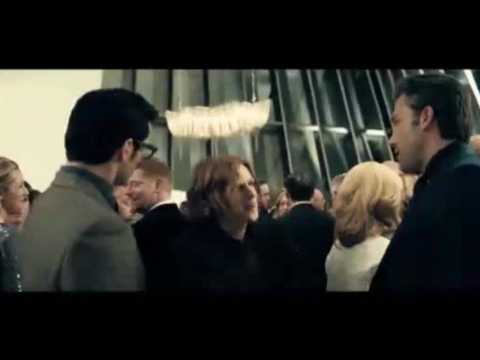 VIDEO : 'Batman V. Superman' Finally Gets The 'Rifftrax' Treatment