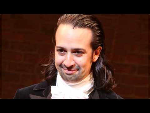 VIDEO : 'Hamilton' Takes Center Stage in London's West End