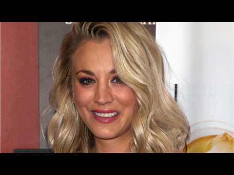 VIDEO : Kaley Cuoco Announces End of Year Pet Adoption Donations