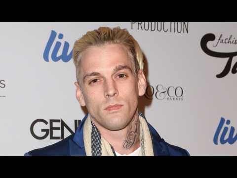 VIDEO : Aaron Carter on Experimenting With Men in His Teens