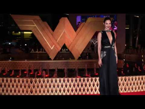 VIDEO : 2017 Is The Year of the Woman!