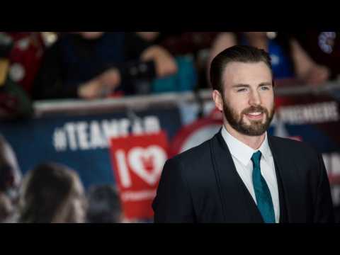 VIDEO : Chris Evans Reaches Out To Bullied Teen