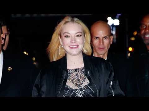 VIDEO : Lindsay Lohan reveals why she's single, wants 'Mean Girls' sequel