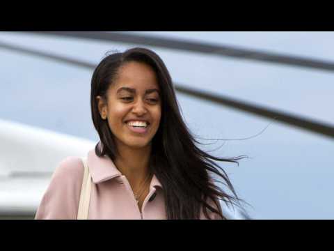VIDEO : People Are Defending Malia Obama After A Conservative Site Shared Video Of Her Blowing Smoke