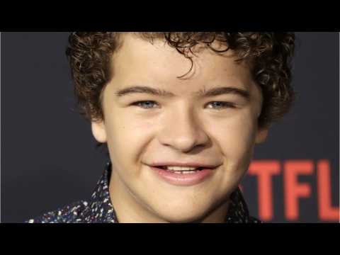 VIDEO : 'Stranger Things' Star Sings With Kelly Clarkson?