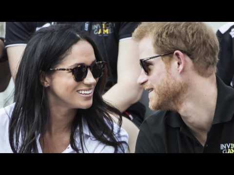 VIDEO : It's Official! Meghan Markle Engaged To Prince Harry