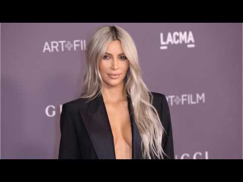 VIDEO : Kardashian Holiday Card Preview