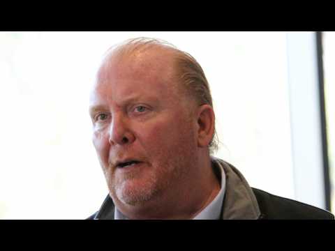VIDEO : Chef Mario Batali Leaves Show Amidst Sexual Misconduct Allegations