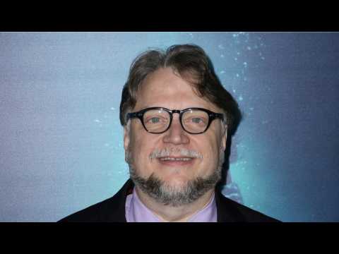VIDEO : Guillermo del Toro May Remake Film Noir 'Nightmare Alley'