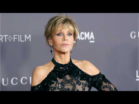 VIDEO : Jane Fonda Shares Advice For Young Women On 80th Birthday