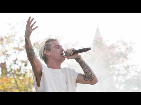 VIDEO : Aaron Carter Always Thought He Was Going To Die At An Early Age