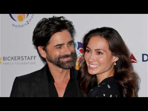 VIDEO : John Stamos Expecting First Child With Fiance Caitlin McHugh At Age 54