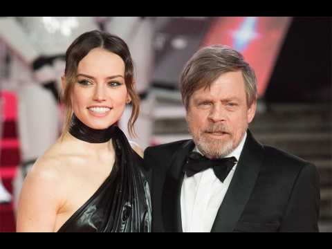 VIDEO : Mark Hamill got 'choked up' watching late Carrie Fisher on screen