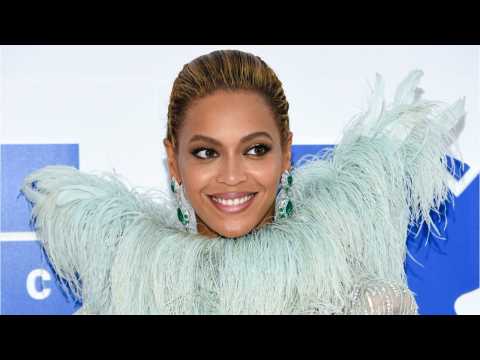 VIDEO : Beyonc Showed Her Natural Hair But No One Believes It