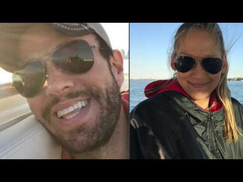 VIDEO : Enrique Iglesias y Anna Kournikova, padres de mellizos