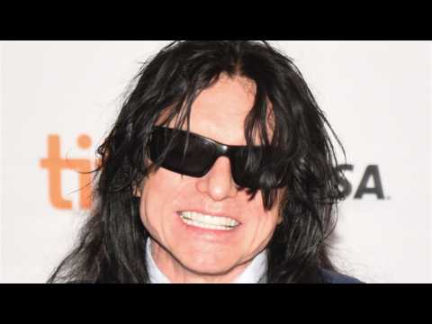 VIDEO : Tommy Wiseau?s The Room Will Finally Get Its Wide Theatrical Release