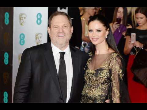 VIDEO : Georgina Chapman still plans to divorce Harvey Weinstein