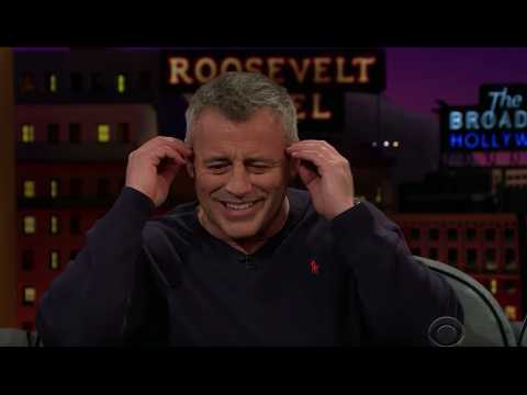 VIDEO : Les cheveux gris de Joey dans 