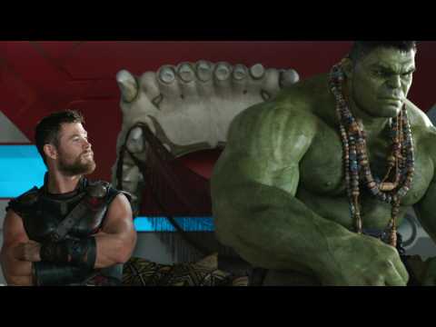 VIDEO : 'Thor: Ragnarok' Hammers Box Office Again