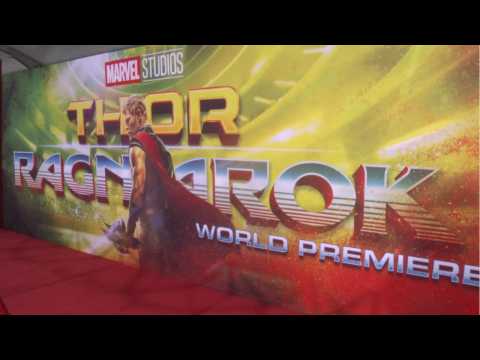 VIDEO : Thor: Ragnarok' Smashes Competition At Box Office