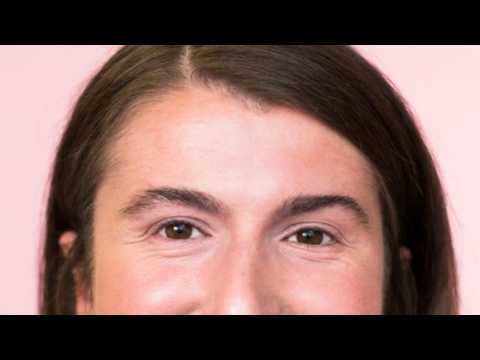 VIDEO : I Got Eyebrow Shaping and Tinting By The Eyebrow Doctor