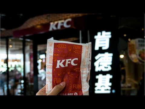 VIDEO : KFC Doesn?t Chicken Out of Social Media Stunt
