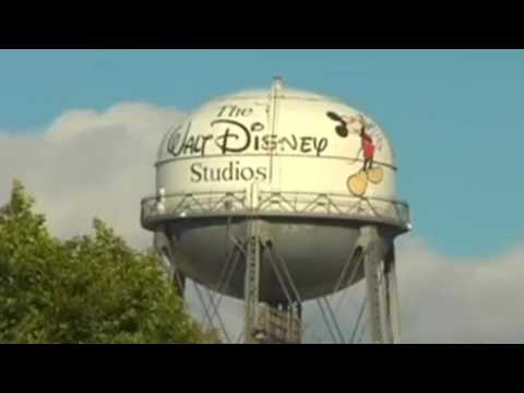 VIDEO : Is Disney In Talks With Fox?