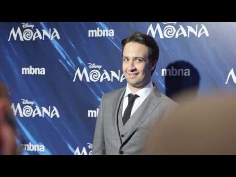 VIDEO : Lin-Manuel Miranda confirms he's expecting a second child