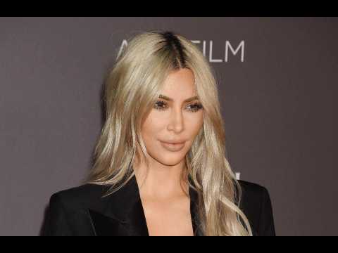 VIDEO : Kim Kardashian West calls in the Dog Whisperer