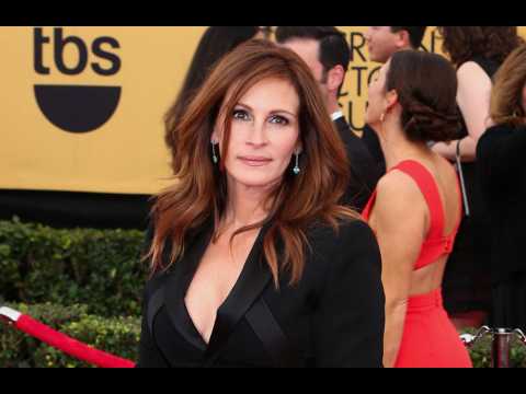 VIDEO : Julia Roberts: I was spared from sexual harassment