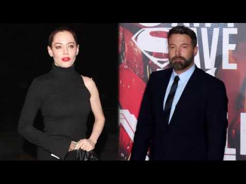 VIDEO : Ben Affleck Supports Weinstein Accuser Rose McGowan