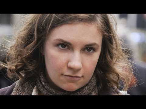 VIDEO : Lena Dunham Defends ?Girls? Writer Accused of Rape: ?We Stand by Murray?