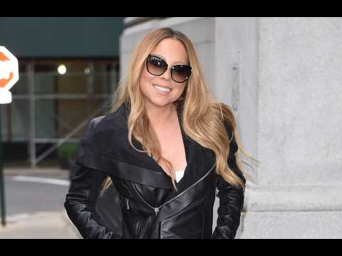 VIDEO : Mariah Carey doesn't believe she deserves to be Queen of Christmas
