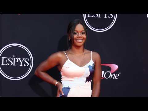 VIDEO : Gabby Douglas Apologizes For Saying Women Should 