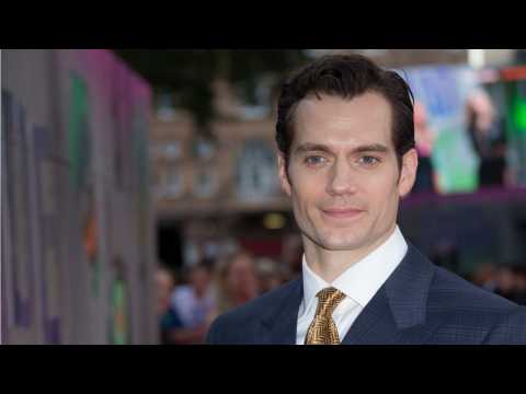 VIDEO : Henry Cavill Will Play Superman At Least One More Time