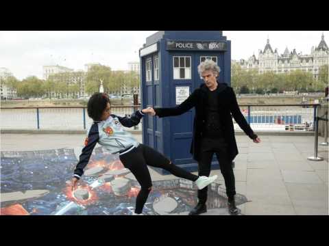 VIDEO : Doctor Who Christmas Poster Reveals Bill Potts