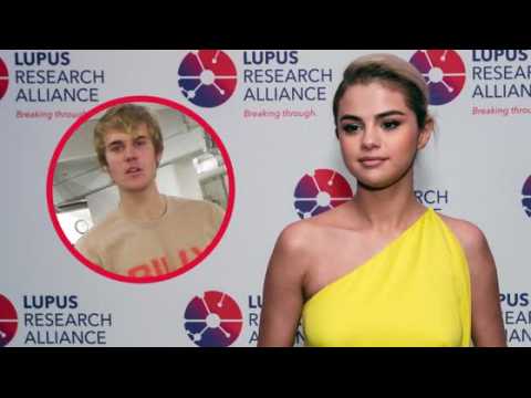 VIDEO : Selena Gomez's family Isn't comfortable with Justin Bieber relationship yet