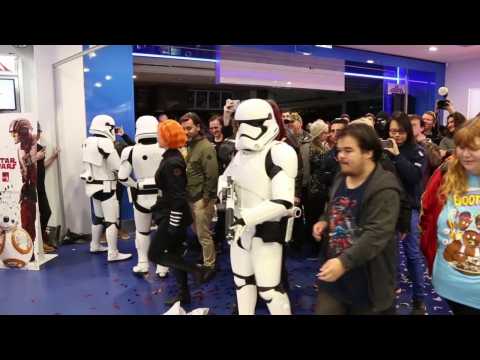 VIDEO : Fan Anticipation For 'The Last Jedi' Hits Fever Pitch