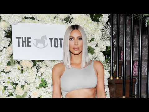 VIDEO : Kim Kardashian Reveals New Bob Haircut
