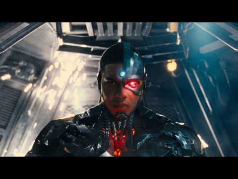 VIDEO : Rotten Tomatoes to Delay Score for 'Justice League'