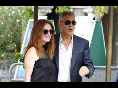 VIDEO : Julianne Moore doesn't want George Clooney as president
