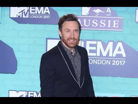 VIDEO : David Guetta takes not of Calvin Harris' earnings