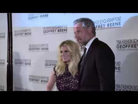 VIDEO : Jessica Simpson And Eric Johnson Have Been Together 7 Years