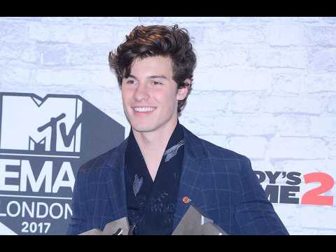 VIDEO : Shawn Mendes wins big at MTV EMAs