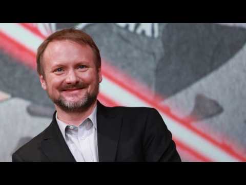 VIDEO : Rian Johnson Admits Being Intimidated By Mark Hamill